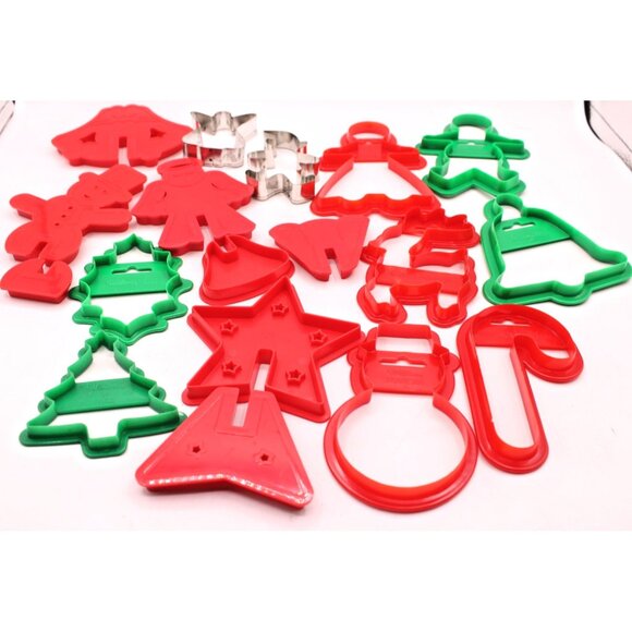 Cookie Cutter Lot Baking Holiday Christmas Mix Assortment Plastic Metal Nordic - Picture 1 of 9